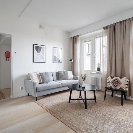 "Penthouse" - Renovated 1Br Apt With Sauna & 60M2 Private Terrace, Hosted By 2Ndhomes Tampere Bagian luar foto