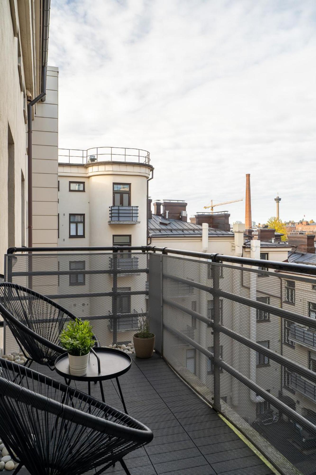 "Penthouse" - Renovated 1Br Apt With Sauna & 60M2 Private Terrace, Hosted By 2Ndhomes Tampere Bagian luar foto