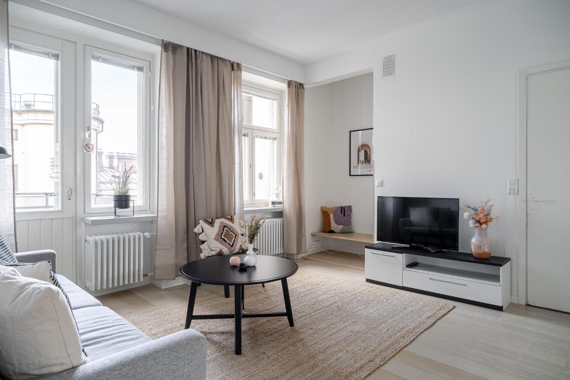 "Penthouse" - Renovated 1Br Apt With Sauna & 60M2 Private Terrace, Hosted By 2Ndhomes Tampere Bagian luar foto
